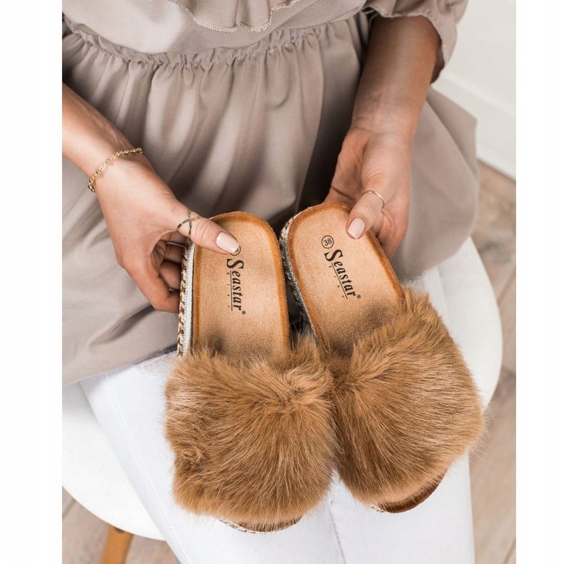 Seastar Modische Hausschuhe auf einer dekorativen Plattform braun 2