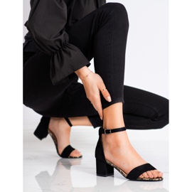 Sandalen an einer Bar Sergio Leone schwarz 1