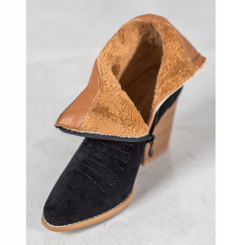 Cowgirls auf der Post schwarz 2