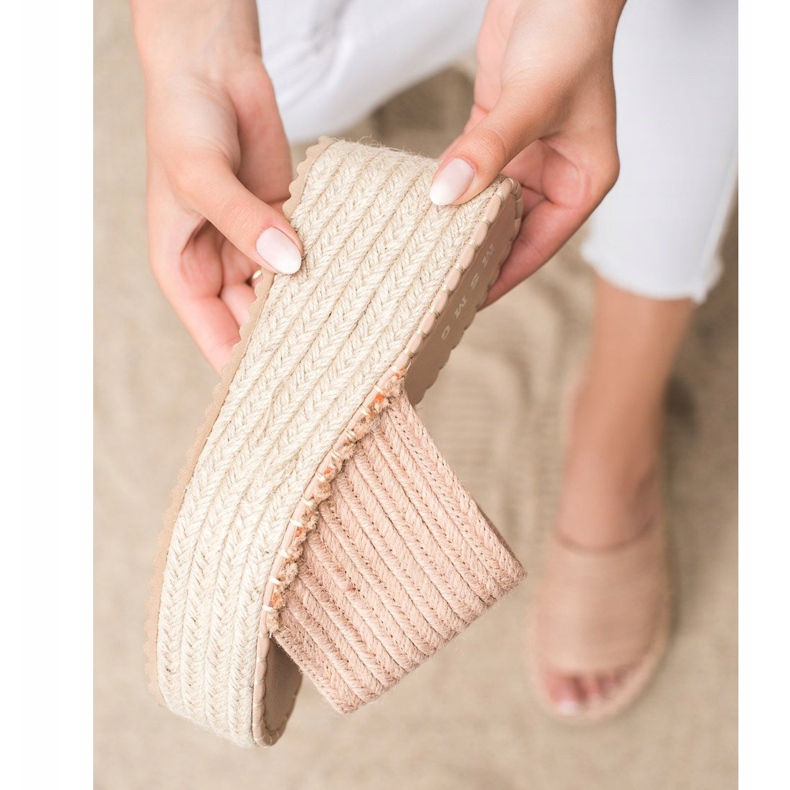 SHELOVET Geflochtene Keilsandalen rosa 2