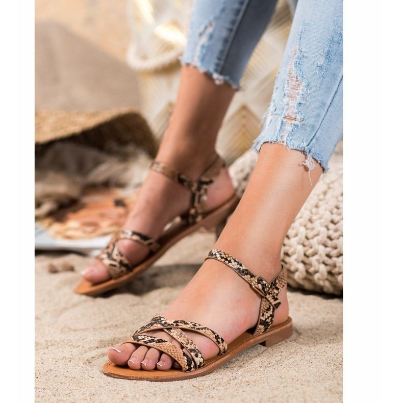 SHELOVET Sandalen mit flachem Absatz mehrfarbig 1