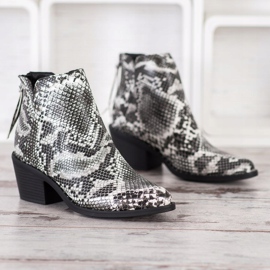 SHELOVET Stiefel mit Schlangenprint weiß schwarz 2