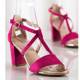 Stylische Sandalen an der VINCEZA Bar rosa 2