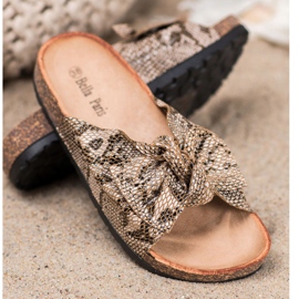 Bella Paris Hausschuhe mit Schlangenmuster beige 2