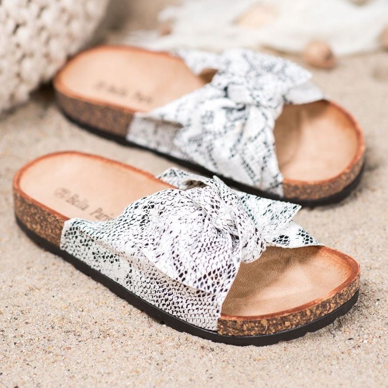 Bella Paris Hausschuhe mit Schlangenmuster grau 1