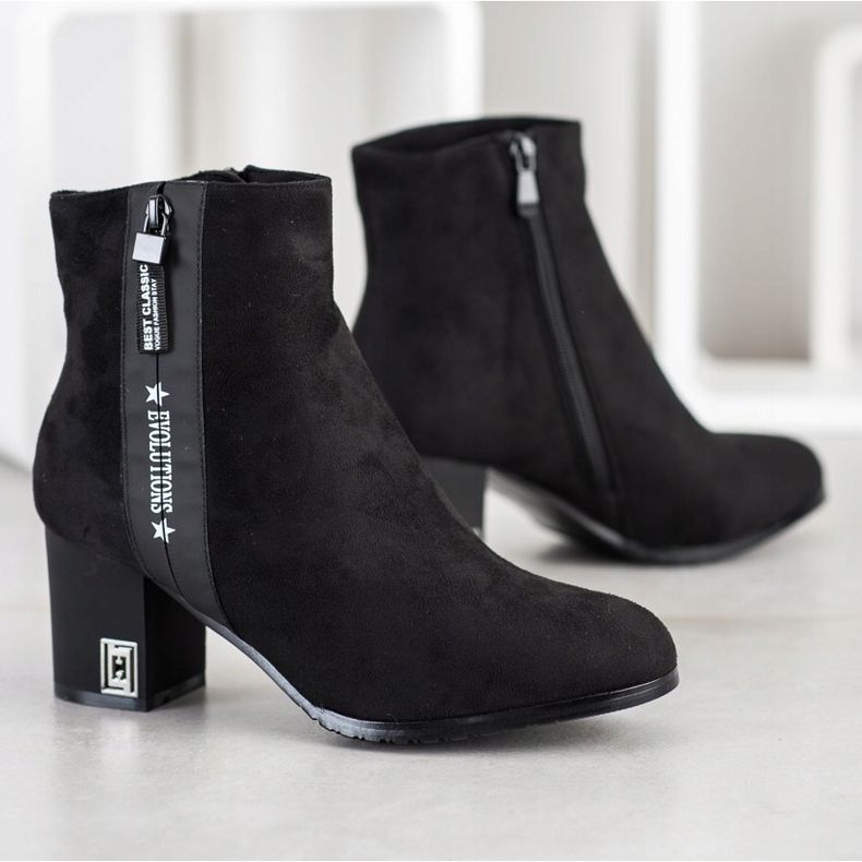 Gogo Boots On A Post Evolutions schwarz 1