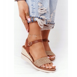 EVE Beige Sandalen auf Keilabsatz mit Zöpfen auf Teneriffa braun 2