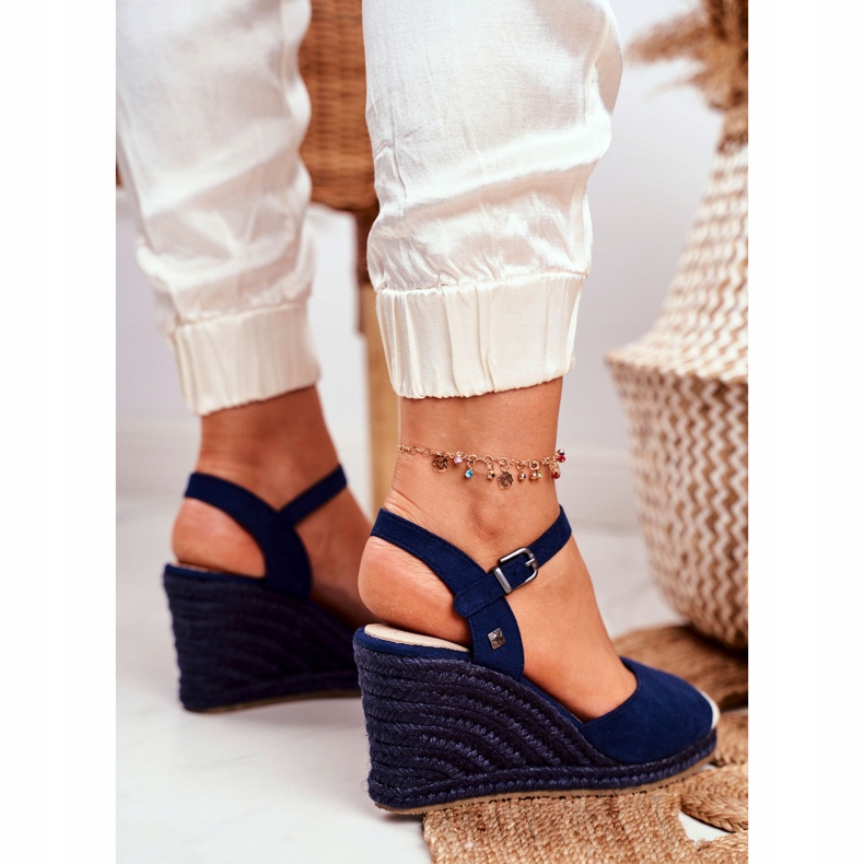 Damen Sandalen auf einem geflochtenen Keil Big Star Marineblau DD274A172 beige 3