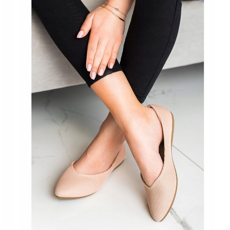 Ballerinas in den Streifen von VINCEZA beige 1