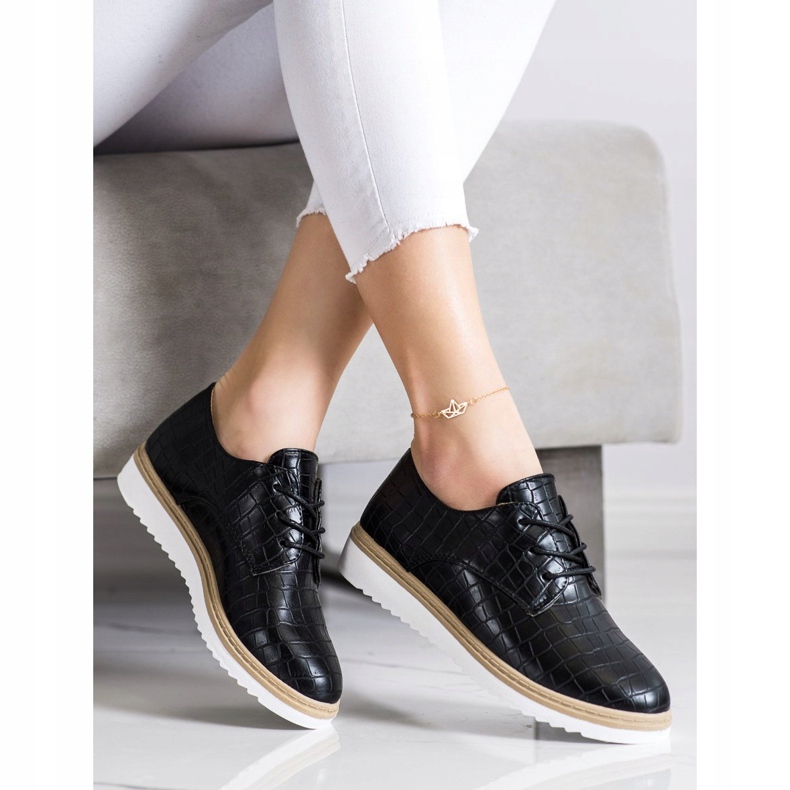 SHELOVET Schwarze Schuhe mit Schlangenmuster 2