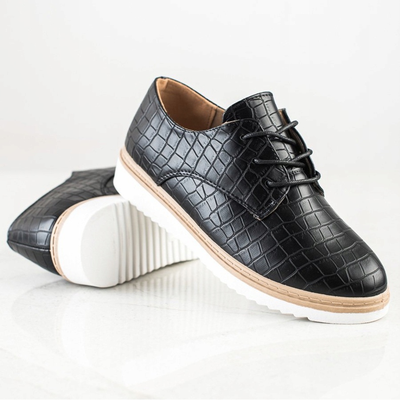 SHELOVET Schwarze Schuhe mit Schlangenmuster 1