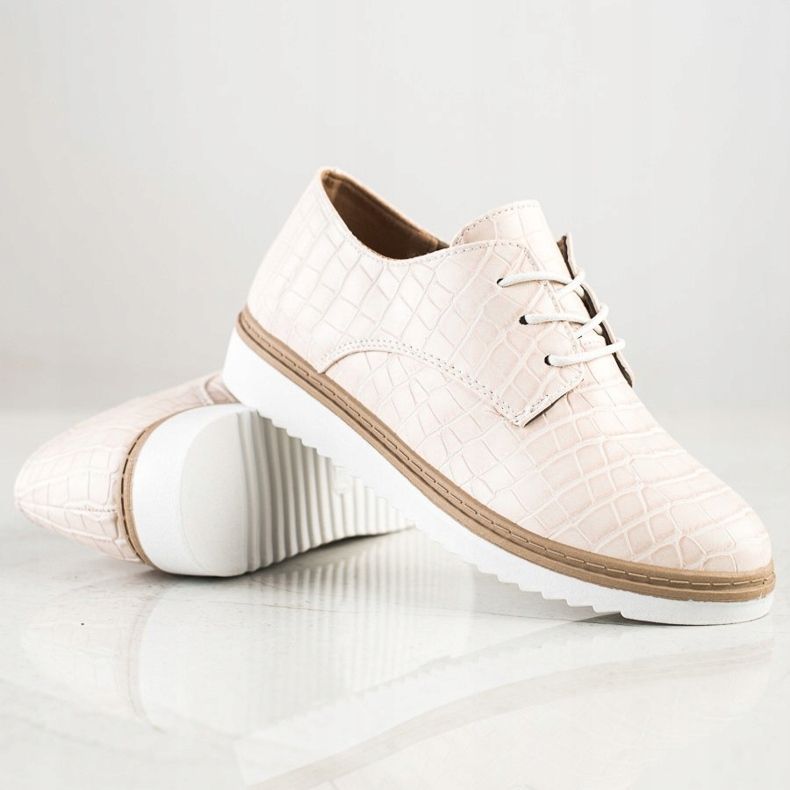 SHELOVET Beige Schuhe mit Schlangenmuster 1