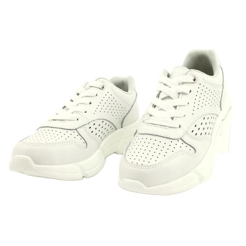 Weiße Damen-Sportschuhe aus Leder FILIPPO DP2156/21 WH 1