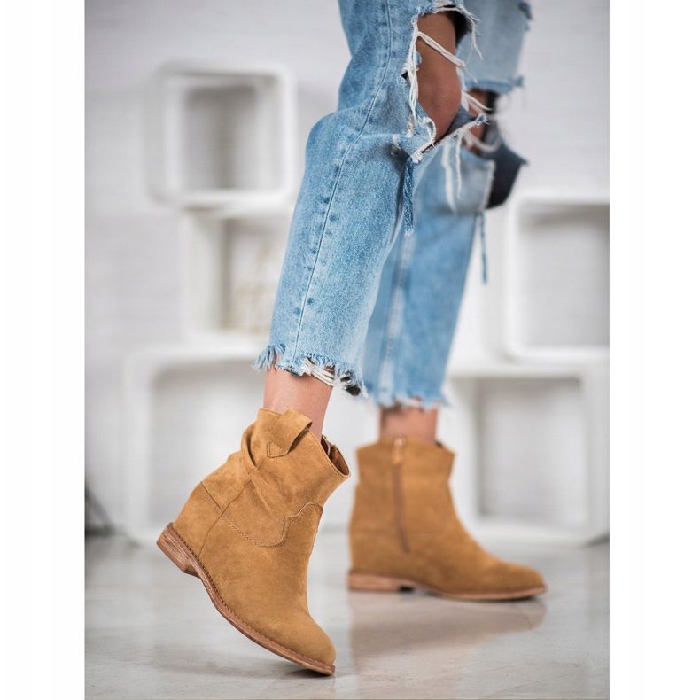 Bella Paris Cowboystiefel auf einem Keil braun 2