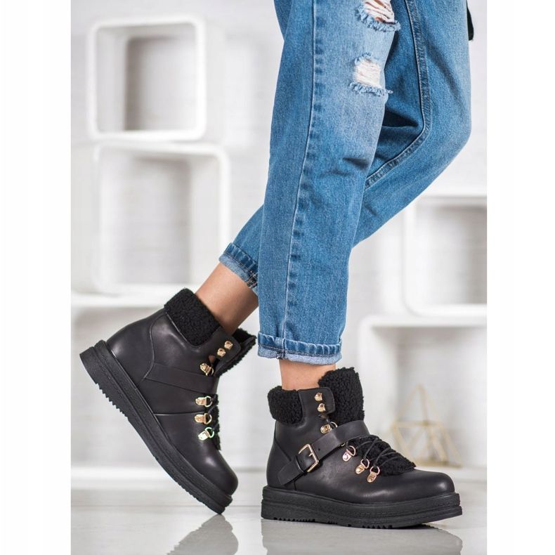 Stylische VICES Stiefel schwarz 1