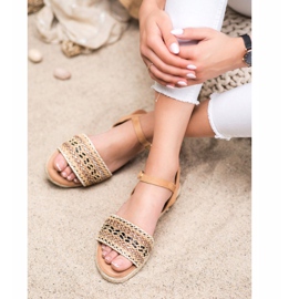 SHELOVET Leichte geflochtene Sandalen beige 1