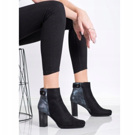 M.Daszyński Stiefel auf einem Pfosten schwarz 2