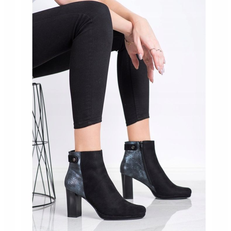 M.Daszyński Stiefel auf einem Pfosten schwarz 2