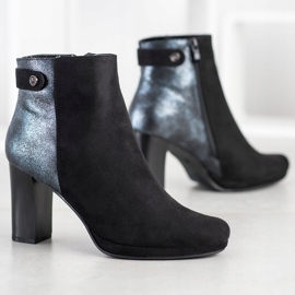 M.Daszyński Stiefel auf einem Pfosten schwarz 1