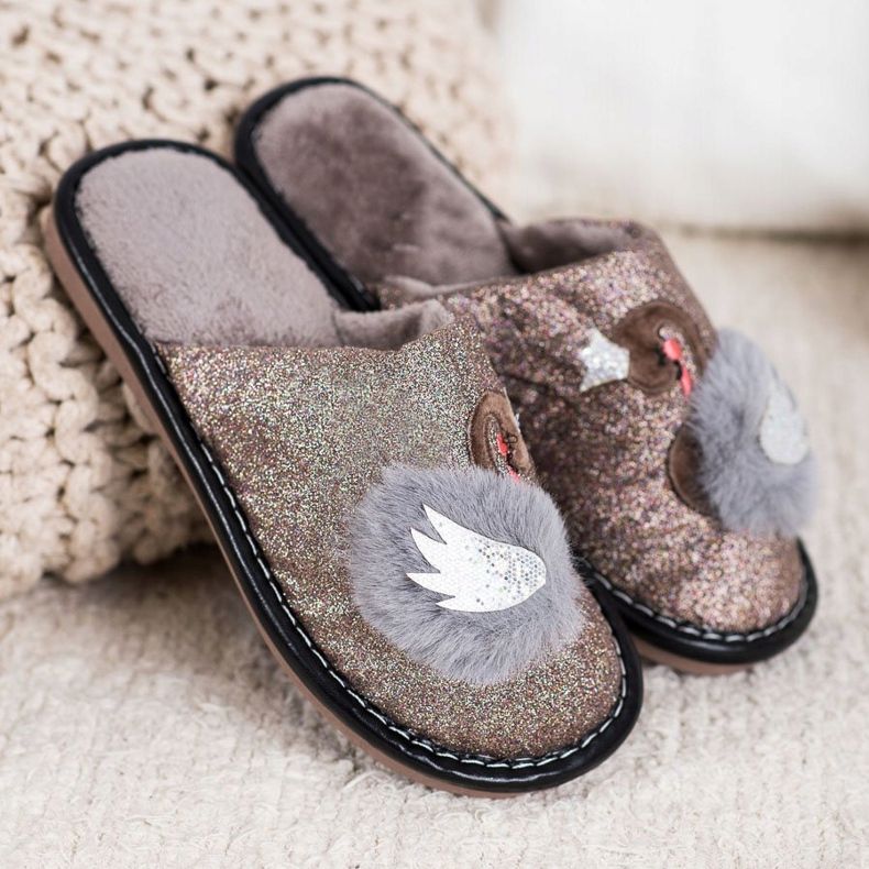 Bona Stilvolle Hausschuhe mit Applikation beige braun 1