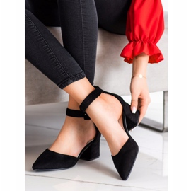 Goodin Pumps mit Schnalle schwarz 1