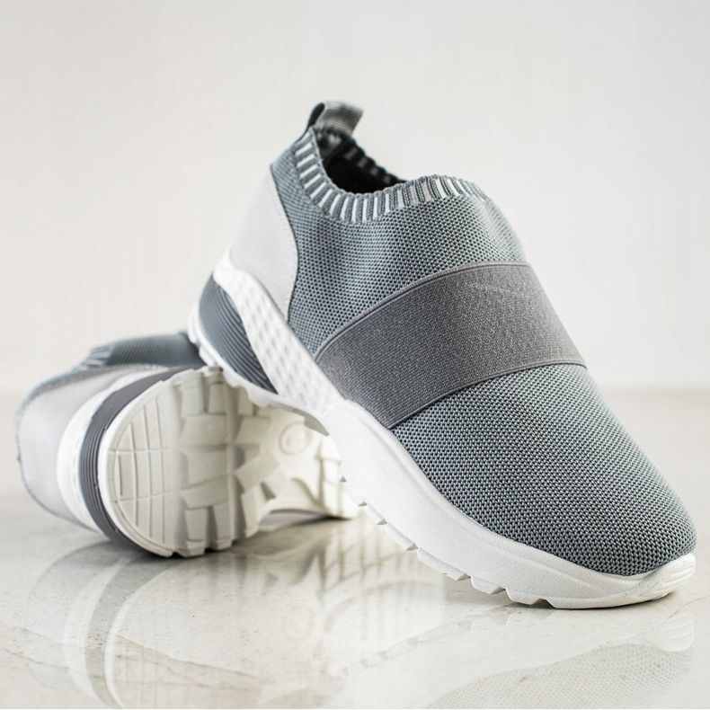 SHELOVET Sportschuhe zum Hineinschlüpfen mit Gummizug grau 1