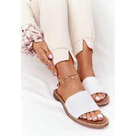 Hausschuhe aus Leder mit Steppung Nicole 2650 Weiß 1