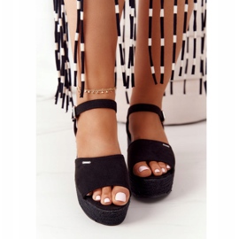 Schwarze Sandalen auf einem Keil mit einem Zopf Big Star FF274750 1