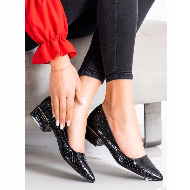 Goodin Schwarze Pumps mit Schlangenmuster 1