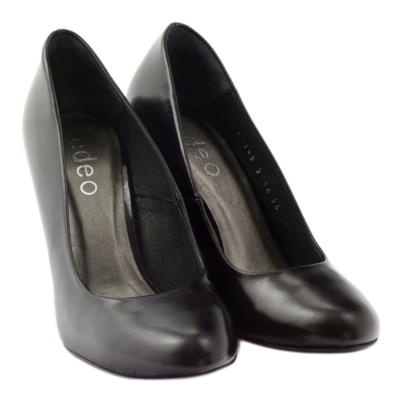 Edeo Schwarze Pumps auf einer Säule 4