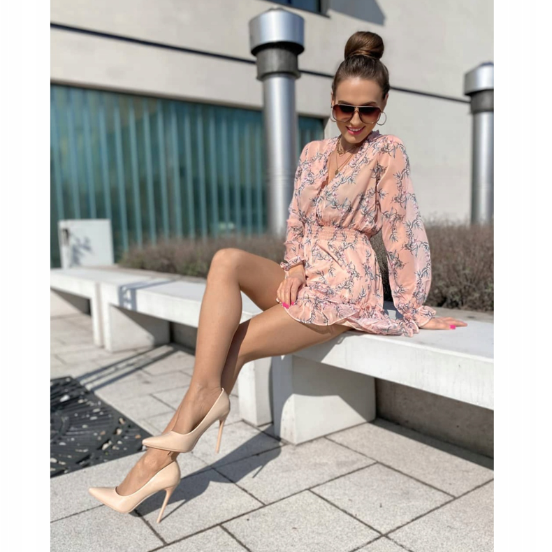 Small Swan Lackierte Stifte braun 1