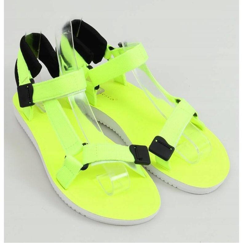 Gelbe Sportsandalen mit Klettverschluss N-67 Fluorescent Yellow 1