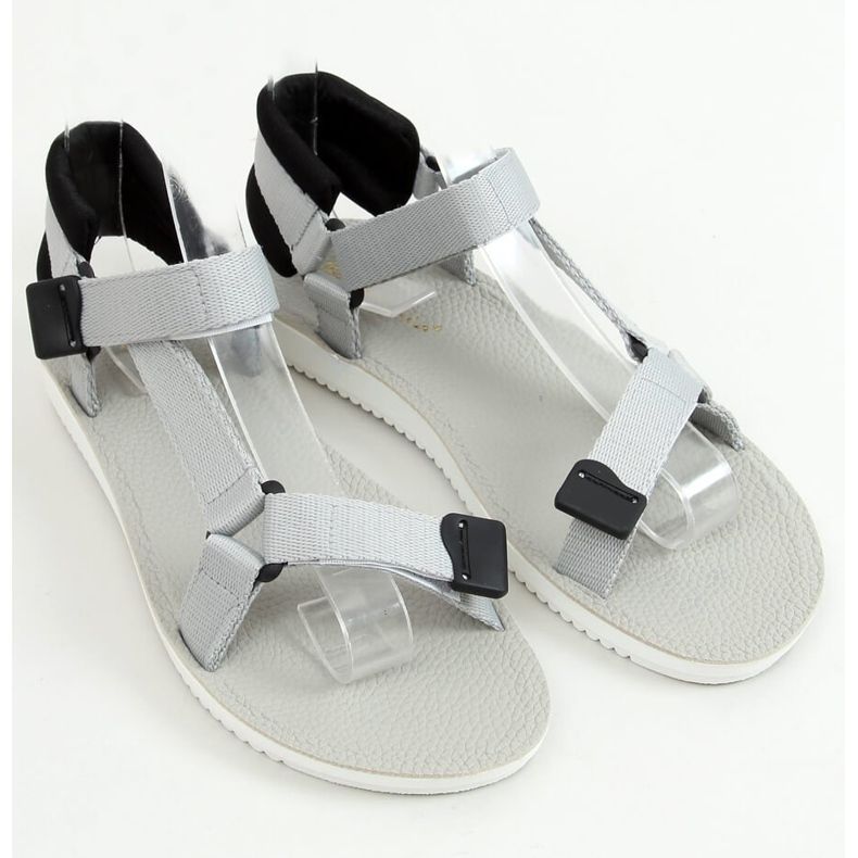 Graue N-67 Graue Sportsandalen mit Klettverschluss 1