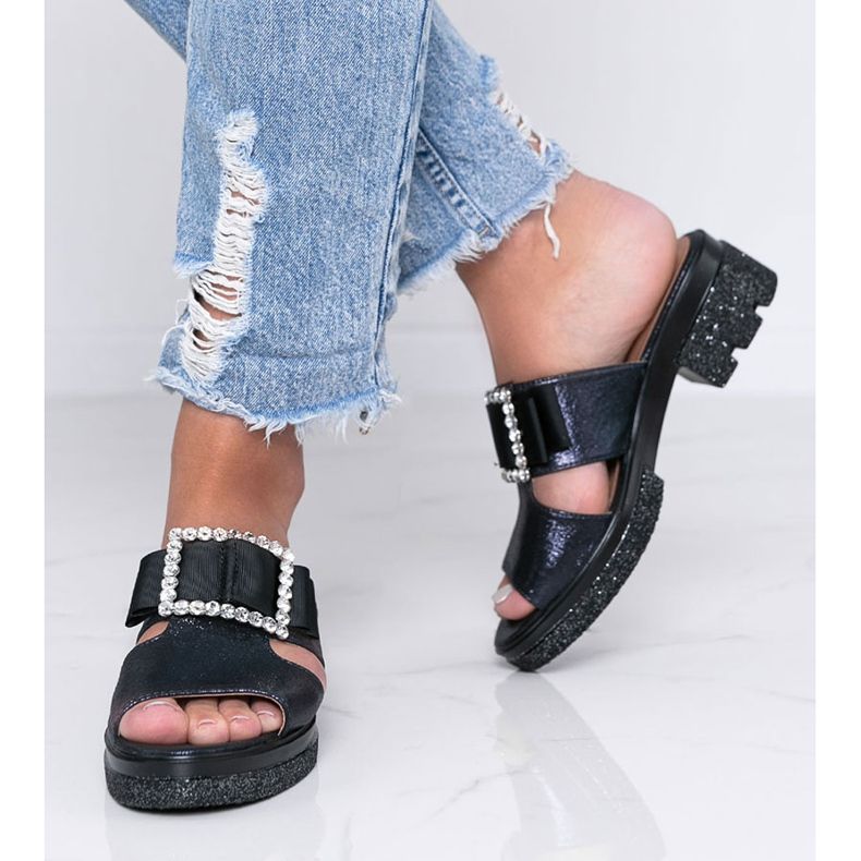 Blau glänzende Flip-Flops mit Lizzy-Schnalle 1