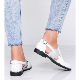 Weiße glänzende Schuhe Madison Ave 1