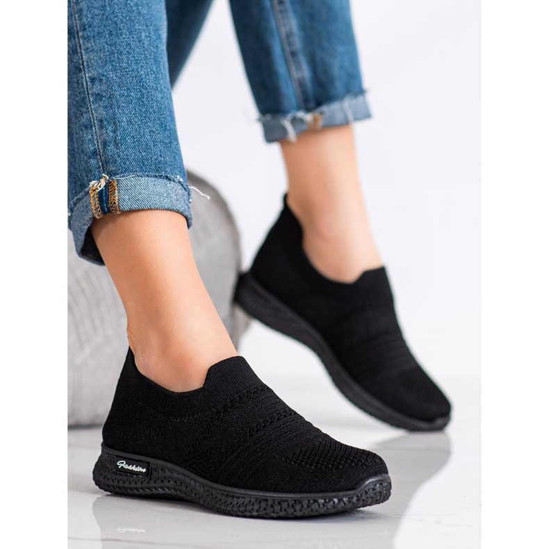 MCKEYLOR Schwarze Slip-On-Sneakers 1
