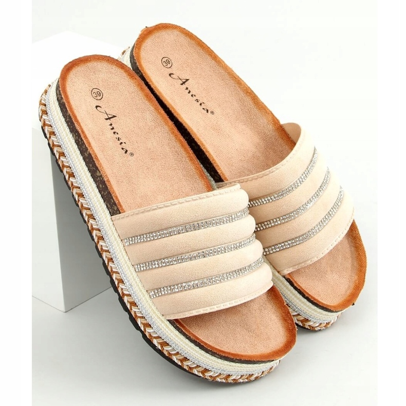 Hausschuhe auf der verzierten Sohle N-96 Beige 1