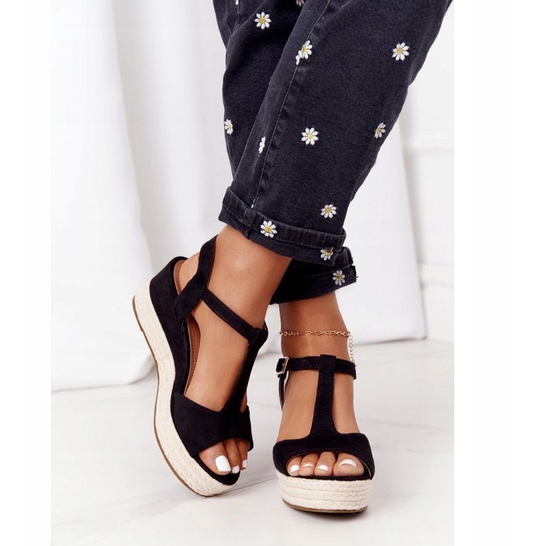 PG1 Schwarze Graciosa Keilsandalen mit Zöpfen beige 2