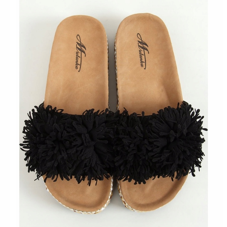 Black 2260 Schwarze Pantoffeln auf der verzierten Sohle 1