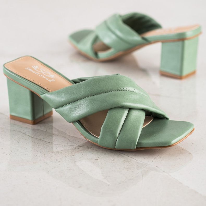 Small Swan Elegante Hausschuhe aus Öko-Leder grün 1