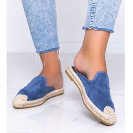 Blaue Flip-Flops mit aufgesetzter Kinshasa-Front 1