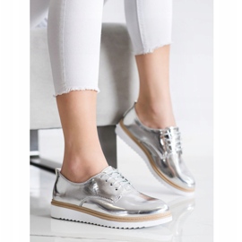 SHELOVET Lackierte silberne Schuhe 2