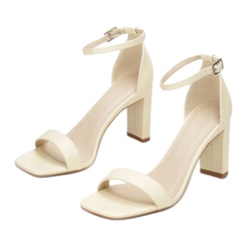 Vices Schraubstöcke 6763-49-gelb 1