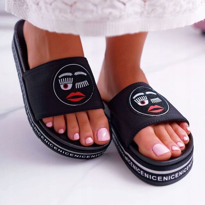 Damen Hausschuhe On The Platform S.Barski 802-10 Schwarz 2