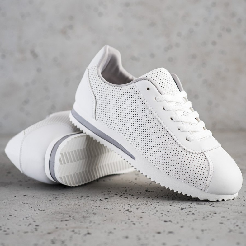 SHELOVET Stylische durchbrochene Sneakers weiß 1
