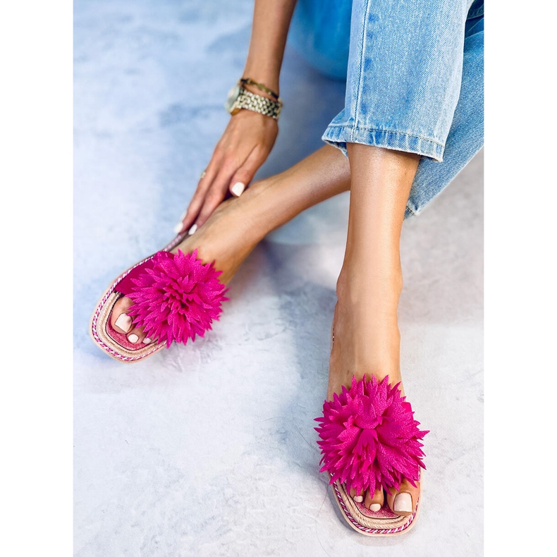 Hausschuhe mit Fuchsienblüten 35-218 Pflaumenrot rosa 2