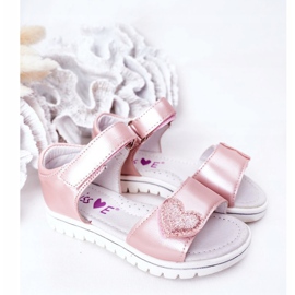 PE1 Sandalen für Kinder mit rosa Herz-Klettverschluss 1