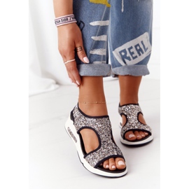 S.Barski Silberne Slip-On-Sandalen mit Zoey-Brokat schwarz 2