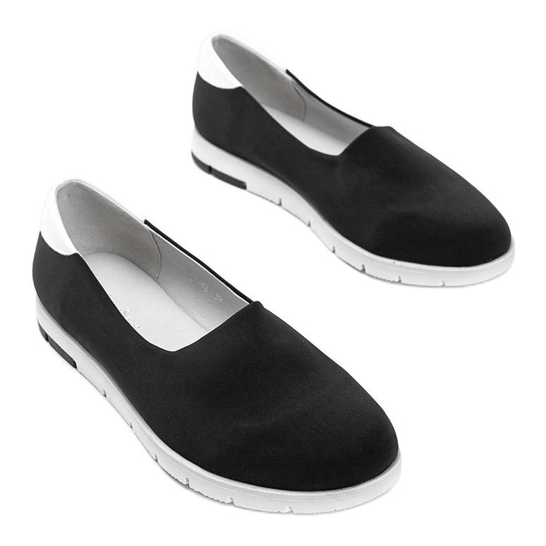 Warme schwarze Sneakers für Damen 1