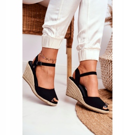 Damen Sandalen auf einem geflochtenen Keil Big Star Schwarz DD274A209 3